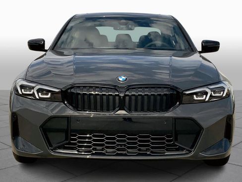 Used 2026 BMW 330i Sedan w/ M Sport Package image 3