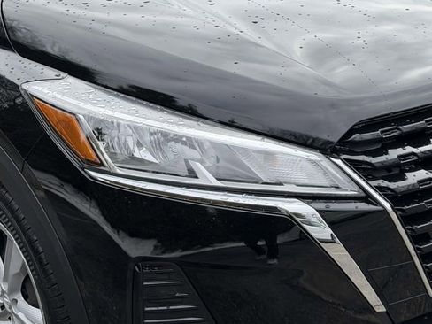 Used 2024 Nissan Kicks S image 8