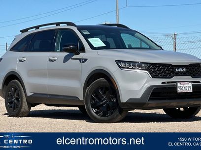 Used 2023 Kia Sorento S w/ Panoramic Sunroof Package