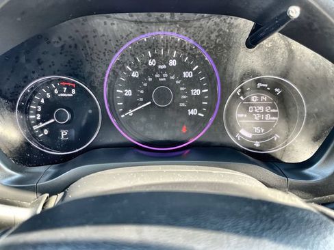 Used 2019 Honda HR-V Sport image 12