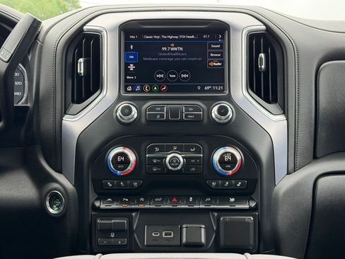 Used 2019 GMC Sierra 1500 SLT w/ SLT Convenience Package AWD/4WD image 23