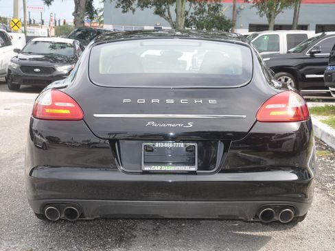 Used 2013 Porsche Panamera 4S image 8