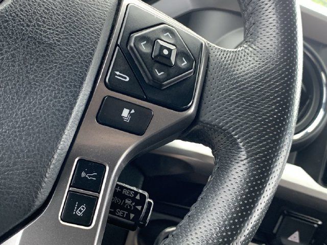 Used 2018 Toyota Tacoma Limited RWD image 23