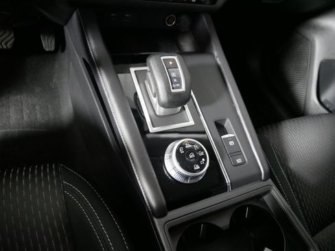 Used 2022 Mitsubishi Outlander ES AWD/4WD image 24