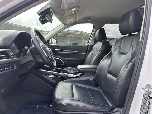 Certified 2021 Kia Telluride LX FWD image 13