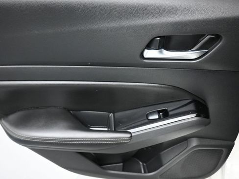 Used 2020 Nissan Altima 2.0 Platinum image 31