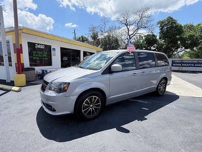 Used 2018 Dodge Grand Caravan SE