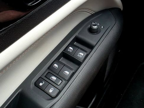Used 2024 Jeep Compass Limited AWD/4WD image 19