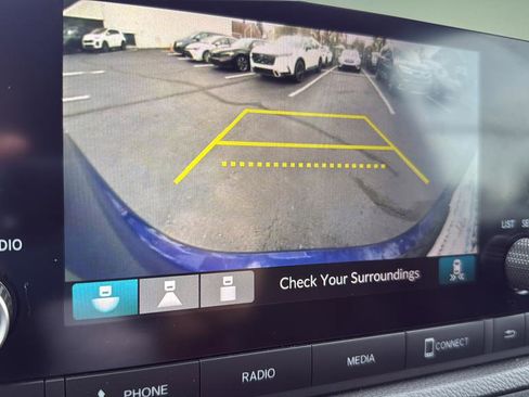 Used 2023 Honda CR-V EX image 24