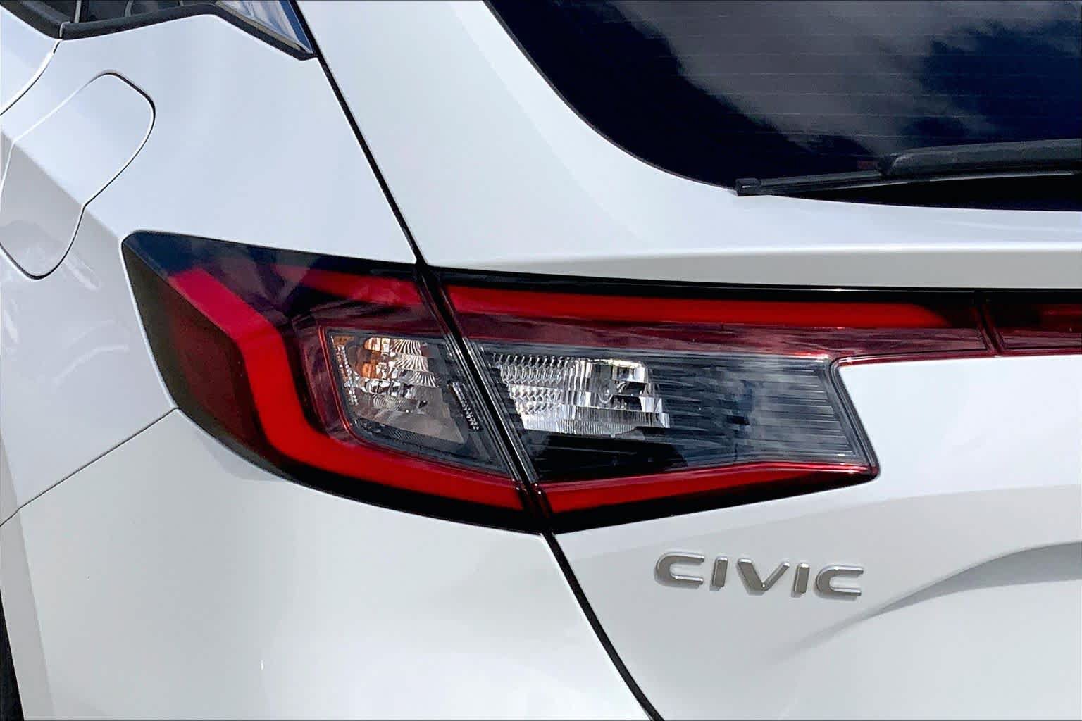 Used 2022 Honda Civic Sport Touring image 28