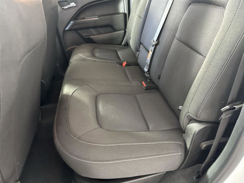 Used 2022 Chevrolet Colorado LT w/ LT Convenience Package image 14