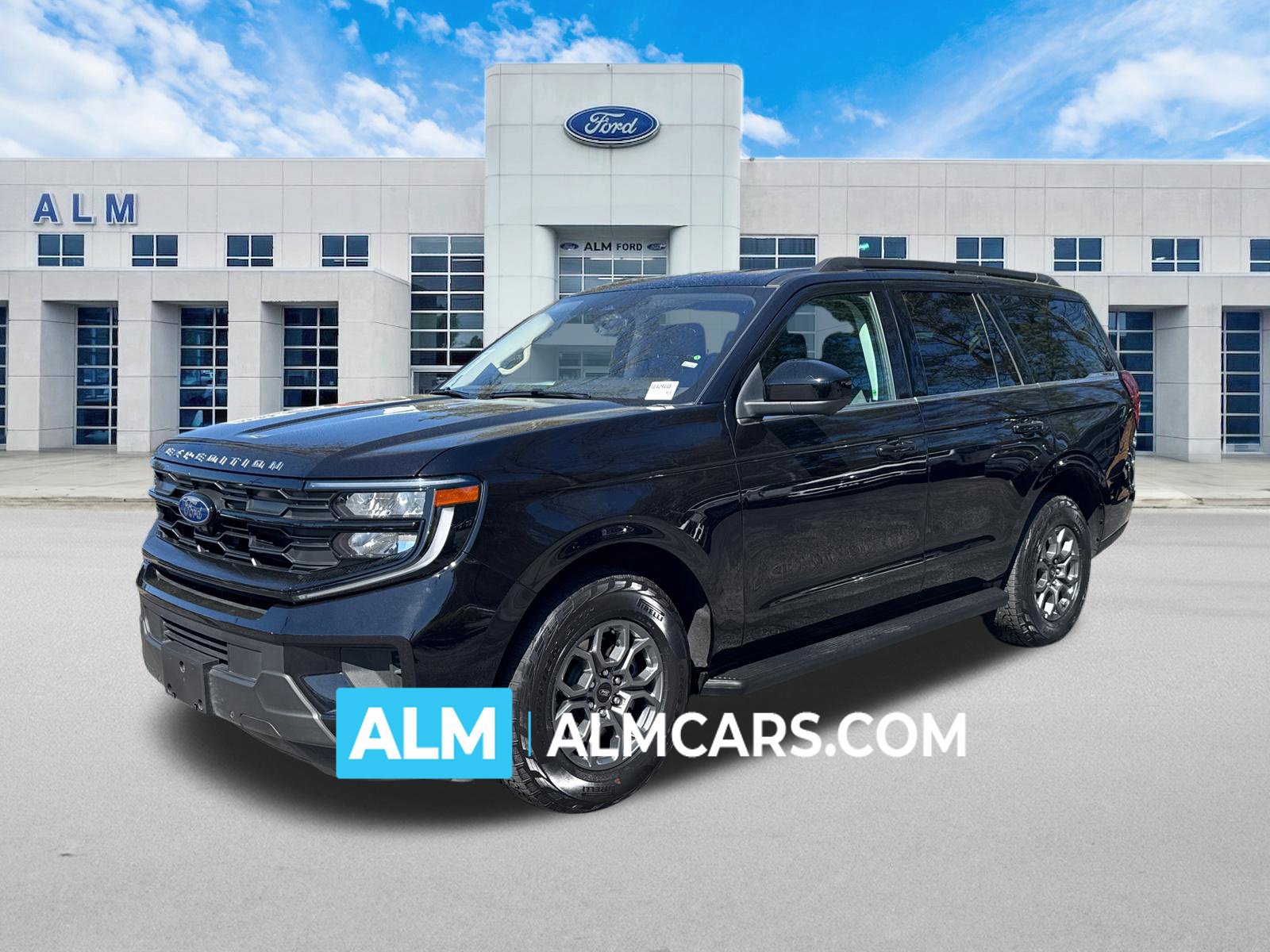 Used 2025 Ford Expedition Active AWD/4WD image 1