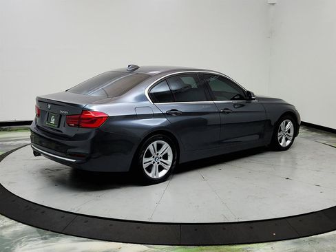 Used 2016 BMW 328i xDrive Sedan AWD/4WD image 5