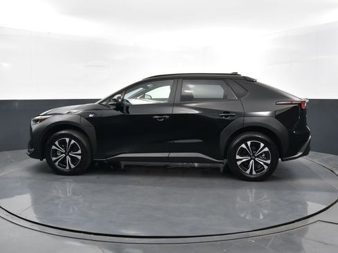 Used 2024 Subaru Solterra Premium image 7