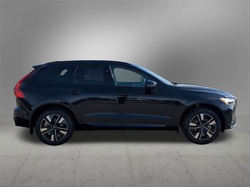 New 2026 Volvo XC60 B5 Plus w/ Protection Package Premier image 7