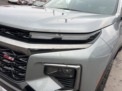 Used 2025 Chevrolet Traverse Z71 w/ Driver Confidence Package image 10