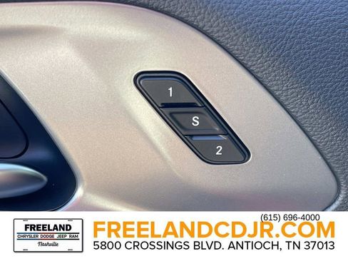 New 2026 Chrysler Pacifica Select image 23