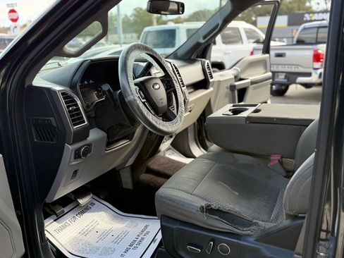 Used 2015 Ford F150 XLT w/ Equipment Group 302A Luxury image 16