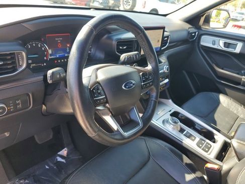 Used 2020 Ford Explorer Limited image 26