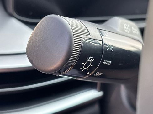 New 2026 Kia Sorento S w/ S Panoramic Sunroof Package image 18