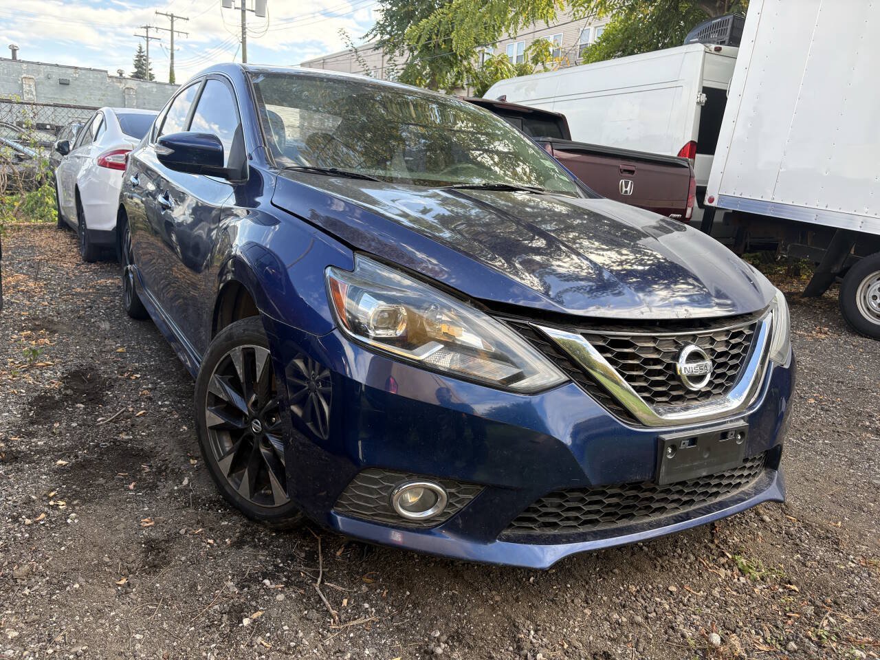 Used 2016 Nissan Sentra SR FWD image 4