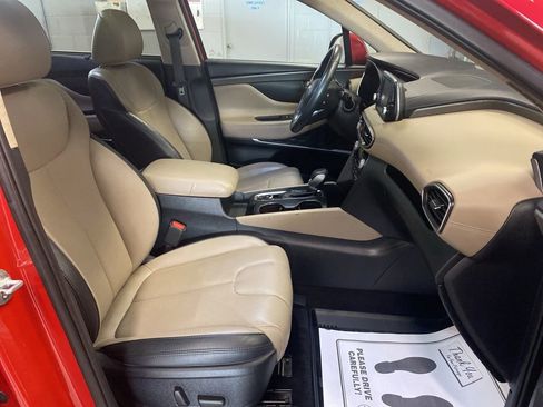 Used 2020 Hyundai Santa Fe SEL w/ Cargo Package image 15