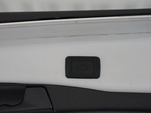 Certified 2025 Toyota RAV4 XLE Premium FWD image 35