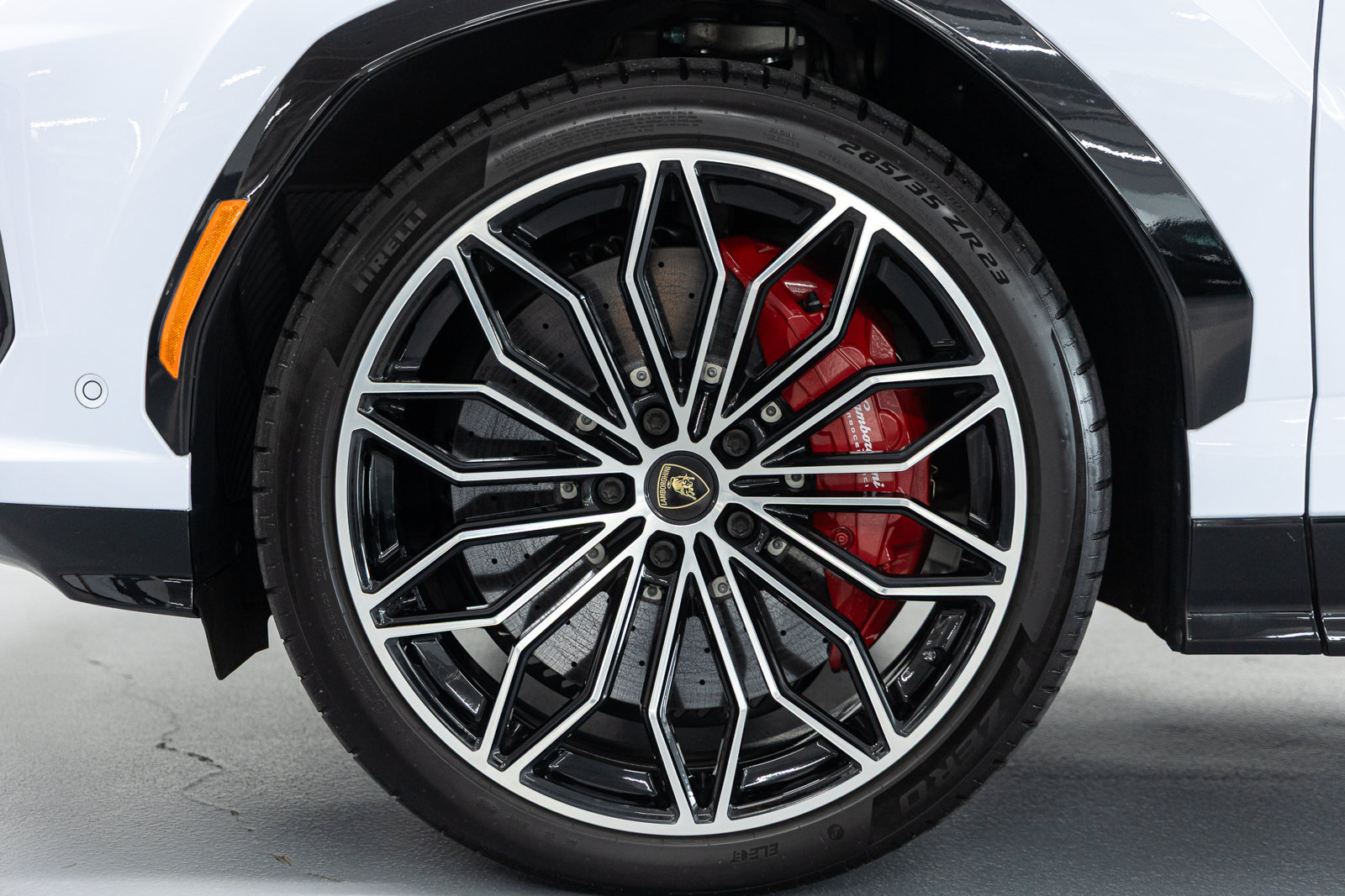 Used 2026 Lamborghini Urus S AWD/4WD image 17