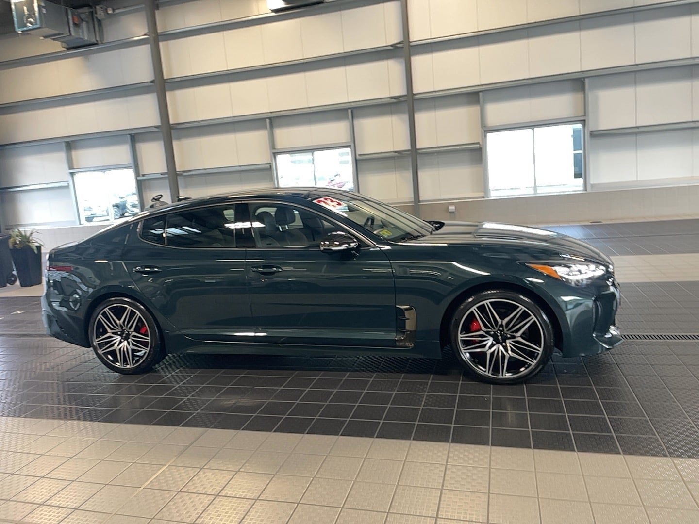 Used 2023 Kia Stinger GT2 AWD/4WD image 7