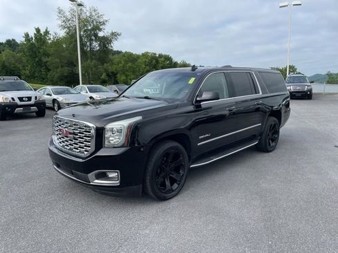 Used 2018 GMC Yukon XL Denali w/ Open Road Package image 4