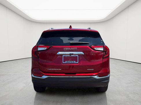 Used 2023 GMC Terrain SLT AWD/4WD image 7