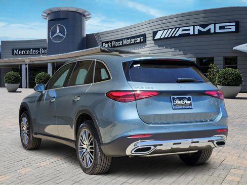 Used 2025 Mercedes-Benz GLC 300 image 4