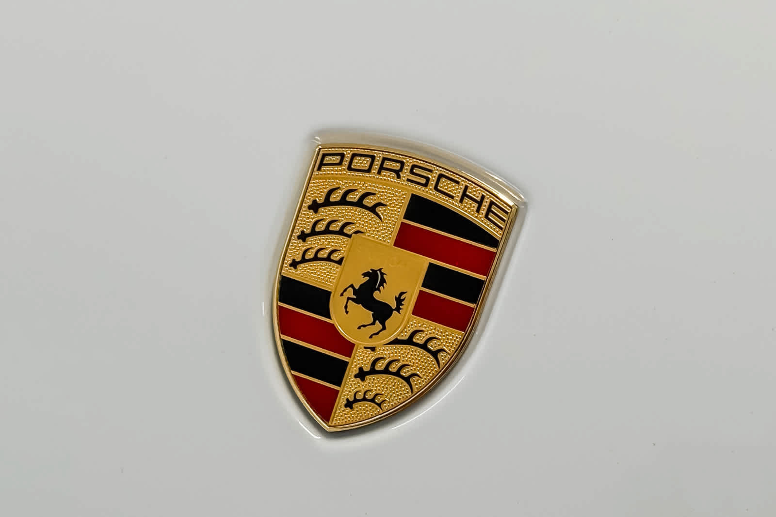 Certified 2026 Porsche Macan AWD/4WD image 17
