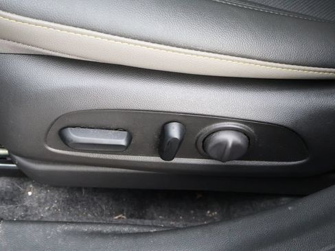 Used 2024 Chevrolet Trax ACTIV FWD image 10