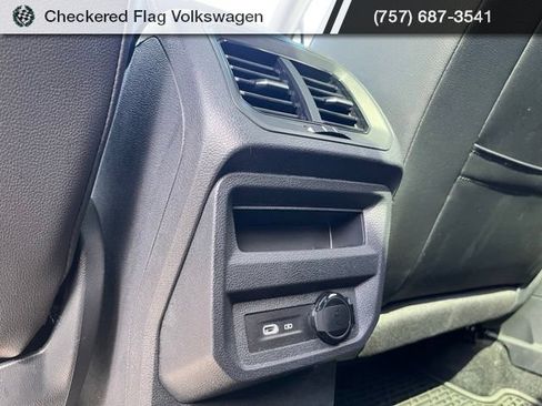 Used 2024 Volkswagen Tiguan SE R-Line AWD/4WD image 28