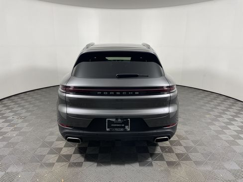 Used 2026 Porsche Cayenne E-Hybrid AWD/4WD image 6