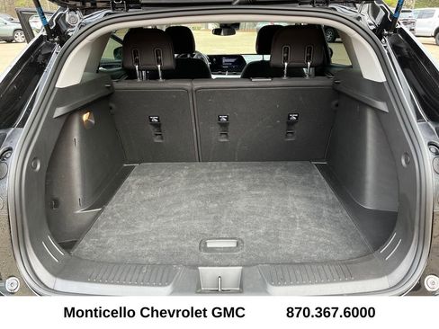 Used 2025 Chevrolet Trax LS w/ LS Convenience Package image 25