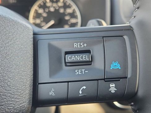 New 2026 Nissan Rogue SV w/ Cold Weather Package AWD/4WD image 12