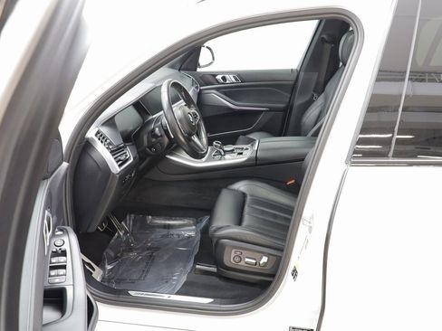 Used 2020 BMW X5 xDrive40i w/ M Sport Package image 6