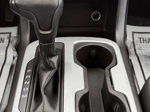 Used 2016 Chevrolet Colorado LT w/ Luxury Package, Chrome image 17