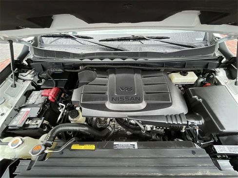 Used 2023 Nissan Titan PRO-4X w/ Pro-4x Convenience Package image 22