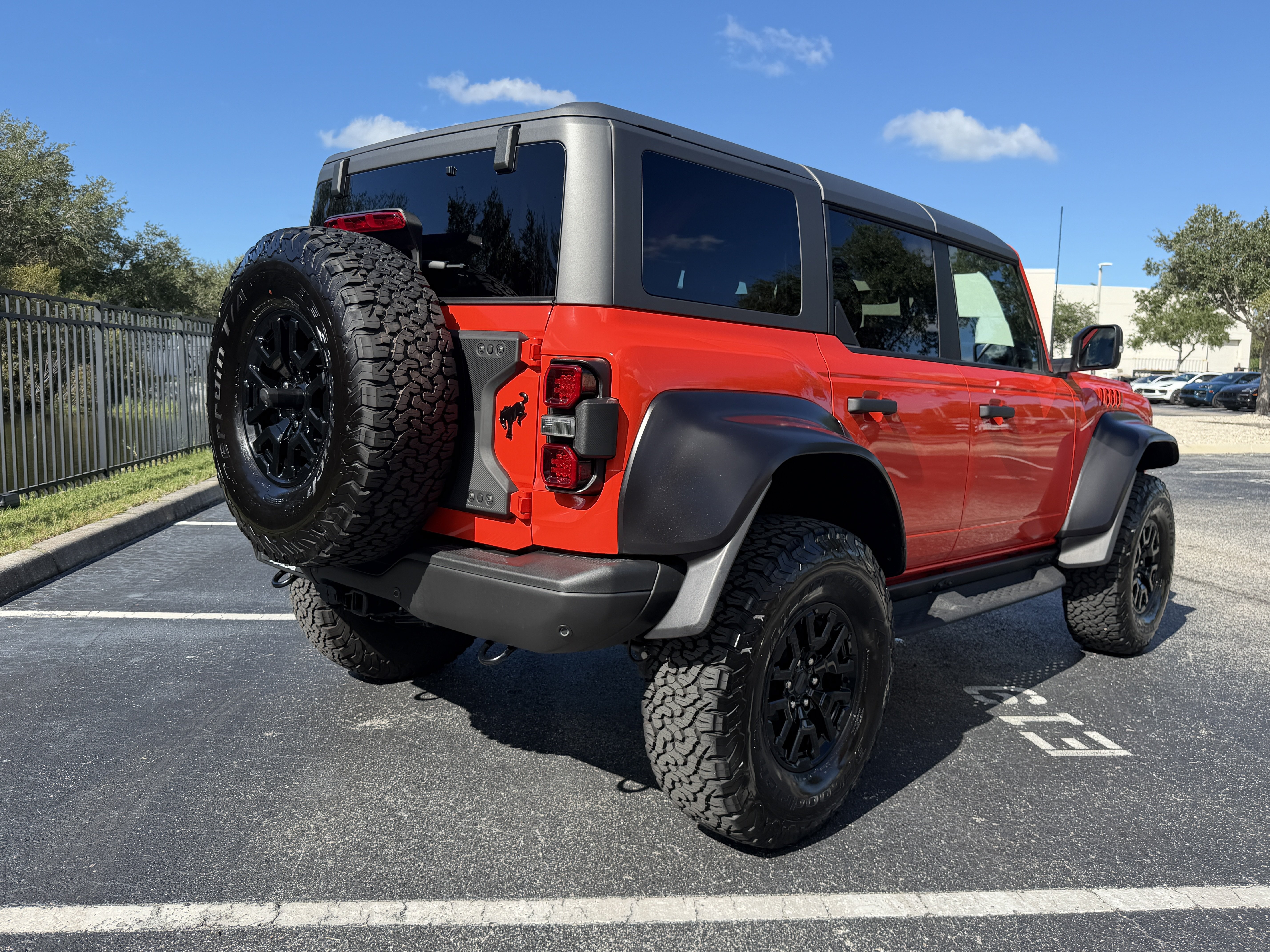 Used 2023 Ford Bronco Raptor AWD/4WD image 6
