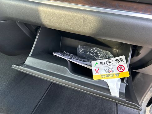 Used 2026 GMC Sierra 1500 SLT image 29