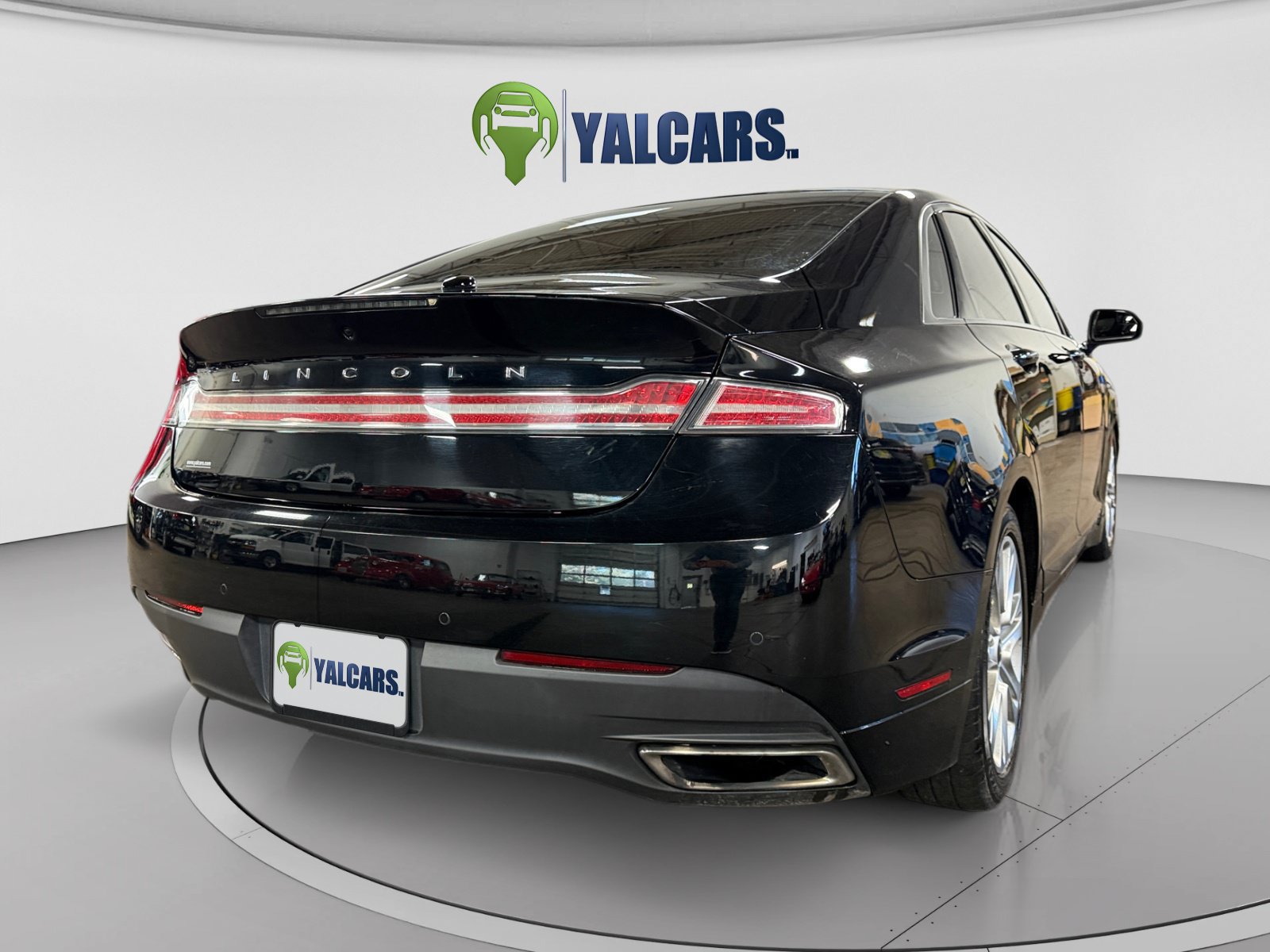 Used 2016 Lincoln MKZ AWD image 10
