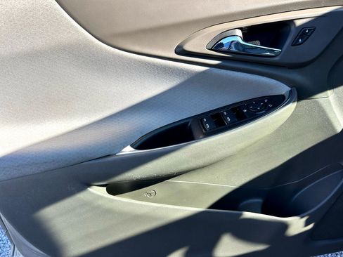 Used 2022 Chevrolet Malibu LT image 7