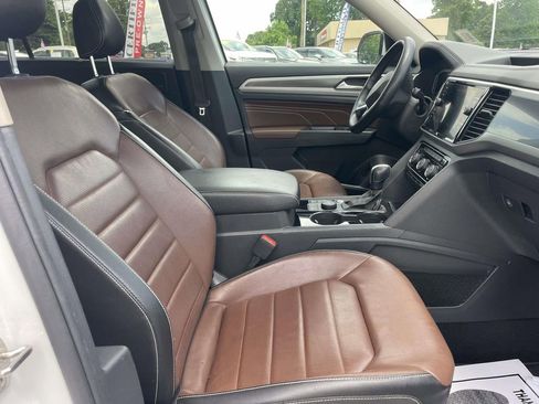 Used 2021 Volkswagen Atlas SEL Premium AWD/4WD image 9