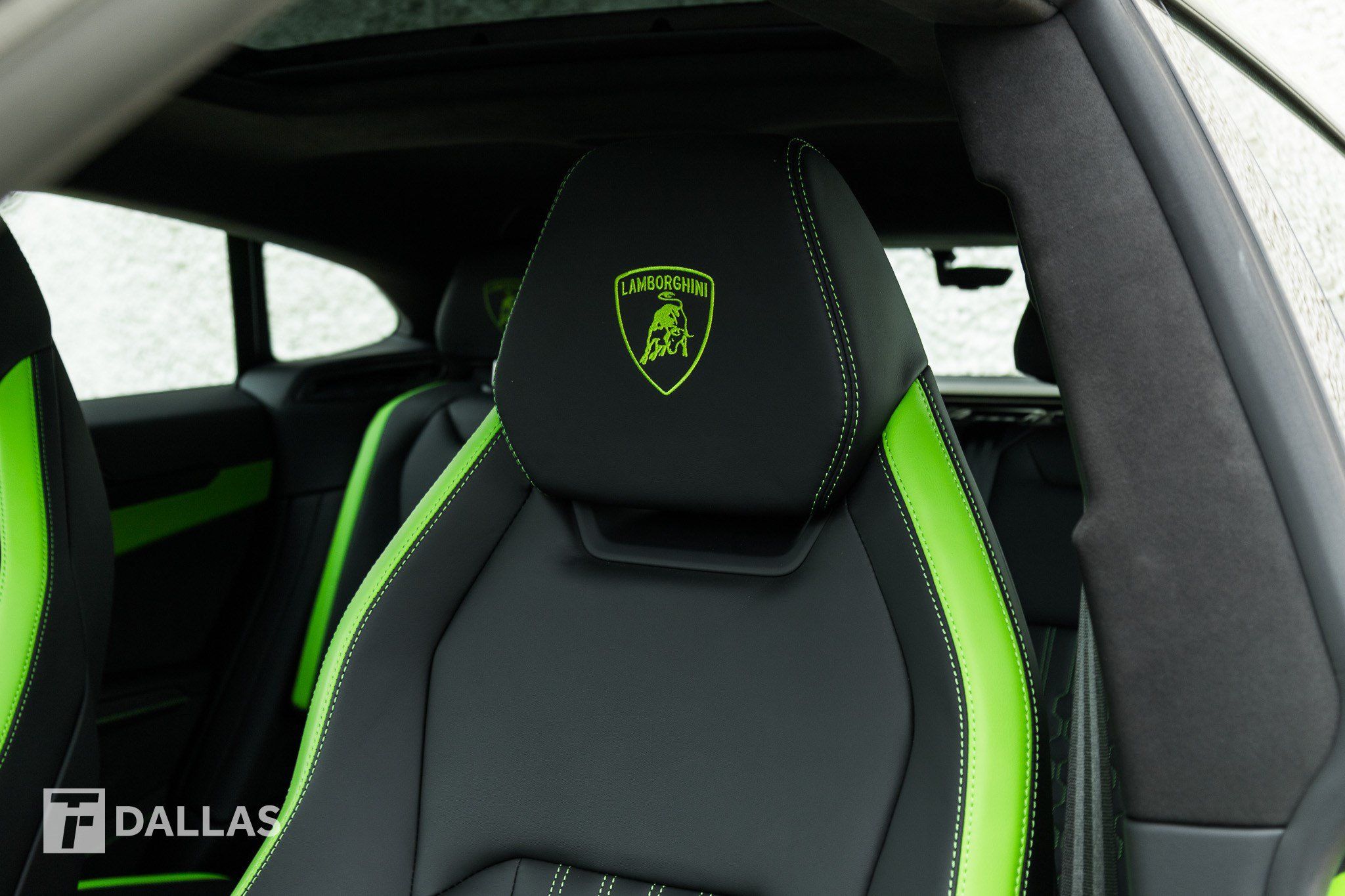 Used 2025 Lamborghini Urus S AWD/4WD image 22