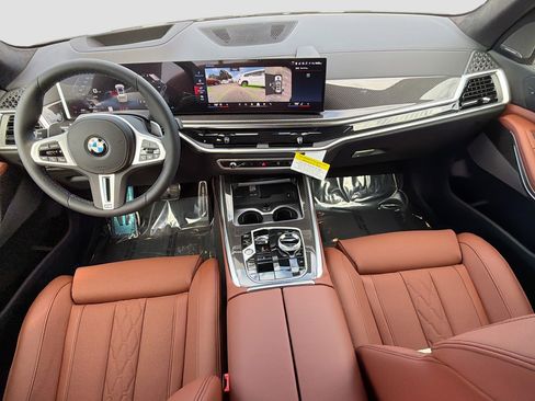 New 2026 BMW X7 M60i image 16