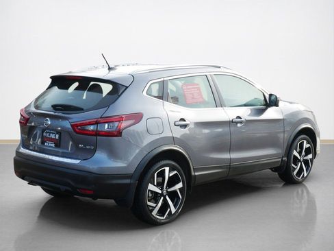 Certified 2022 Nissan Rogue Sport SL image 3