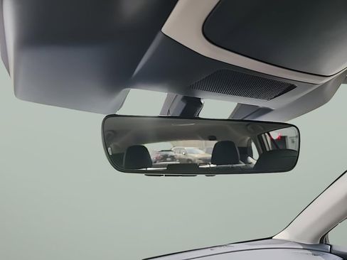 Certified 2025 Subaru Outback Limited image 20